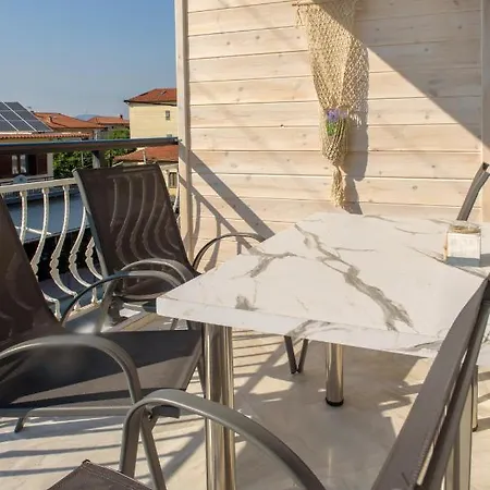 Xd Central Apartments Ierissos Exterior photo